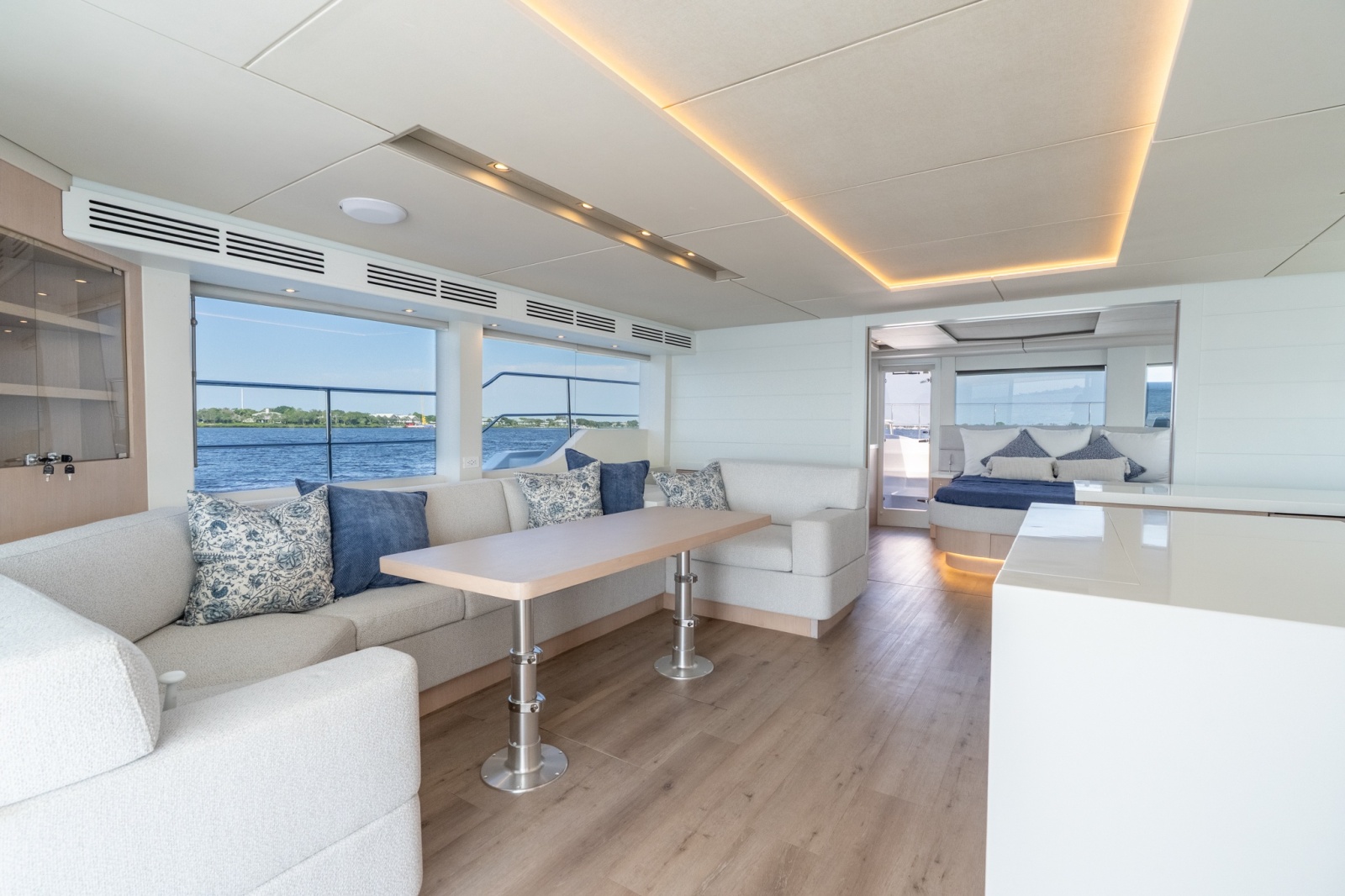 Two Oceans 555- 