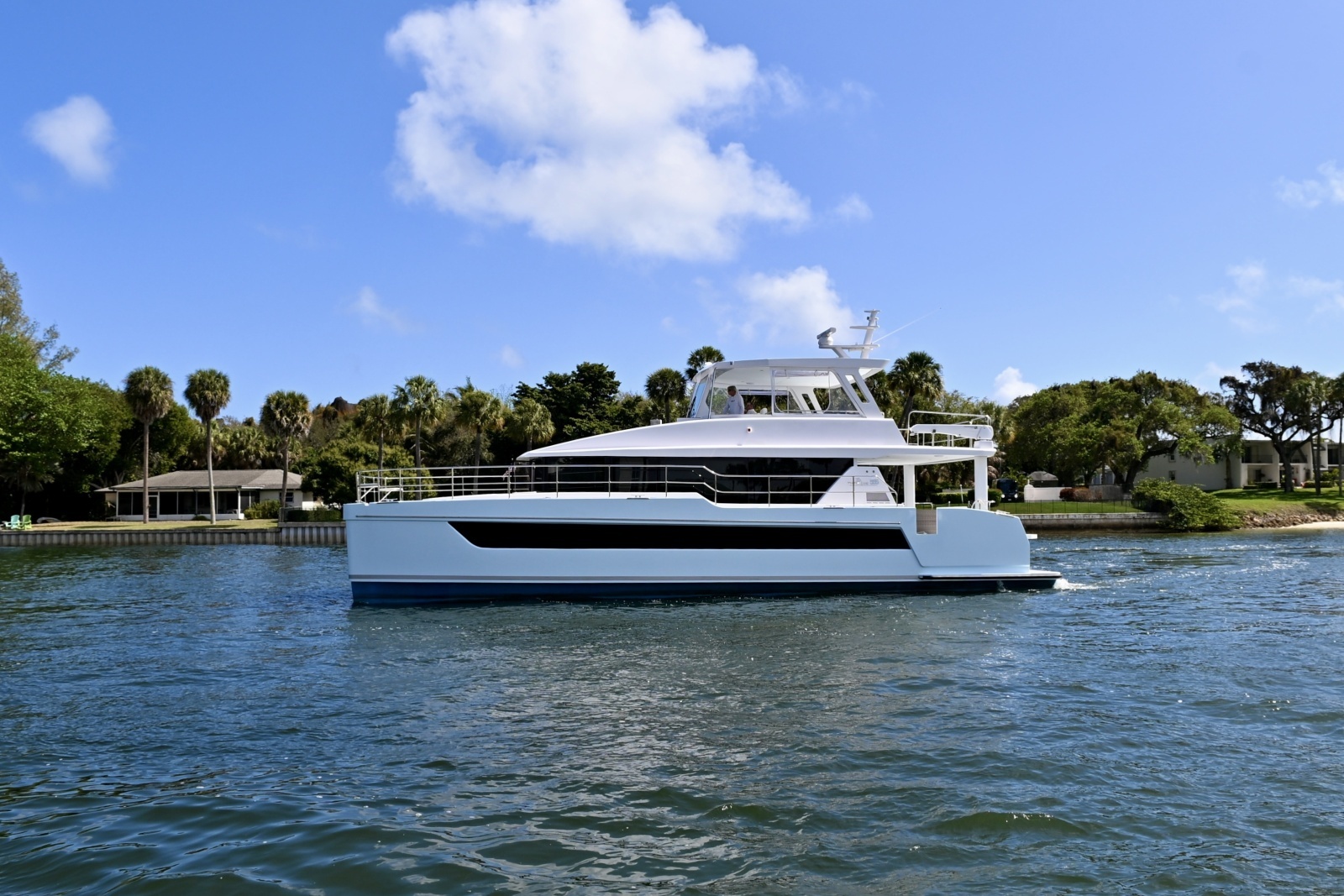 Two Oceans 555 - Profile