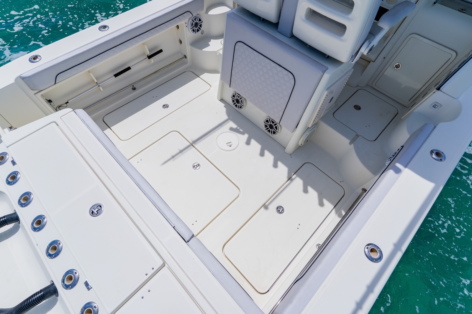 34ft Hydra Sports Yacht For Sale