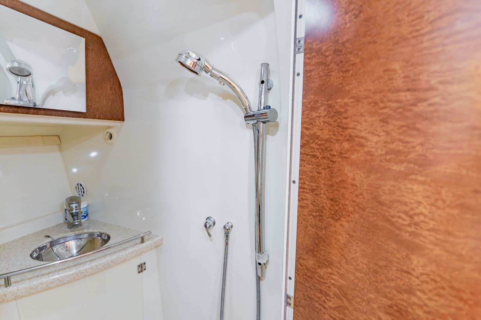 34ft Hydra Sports Yacht For Sale