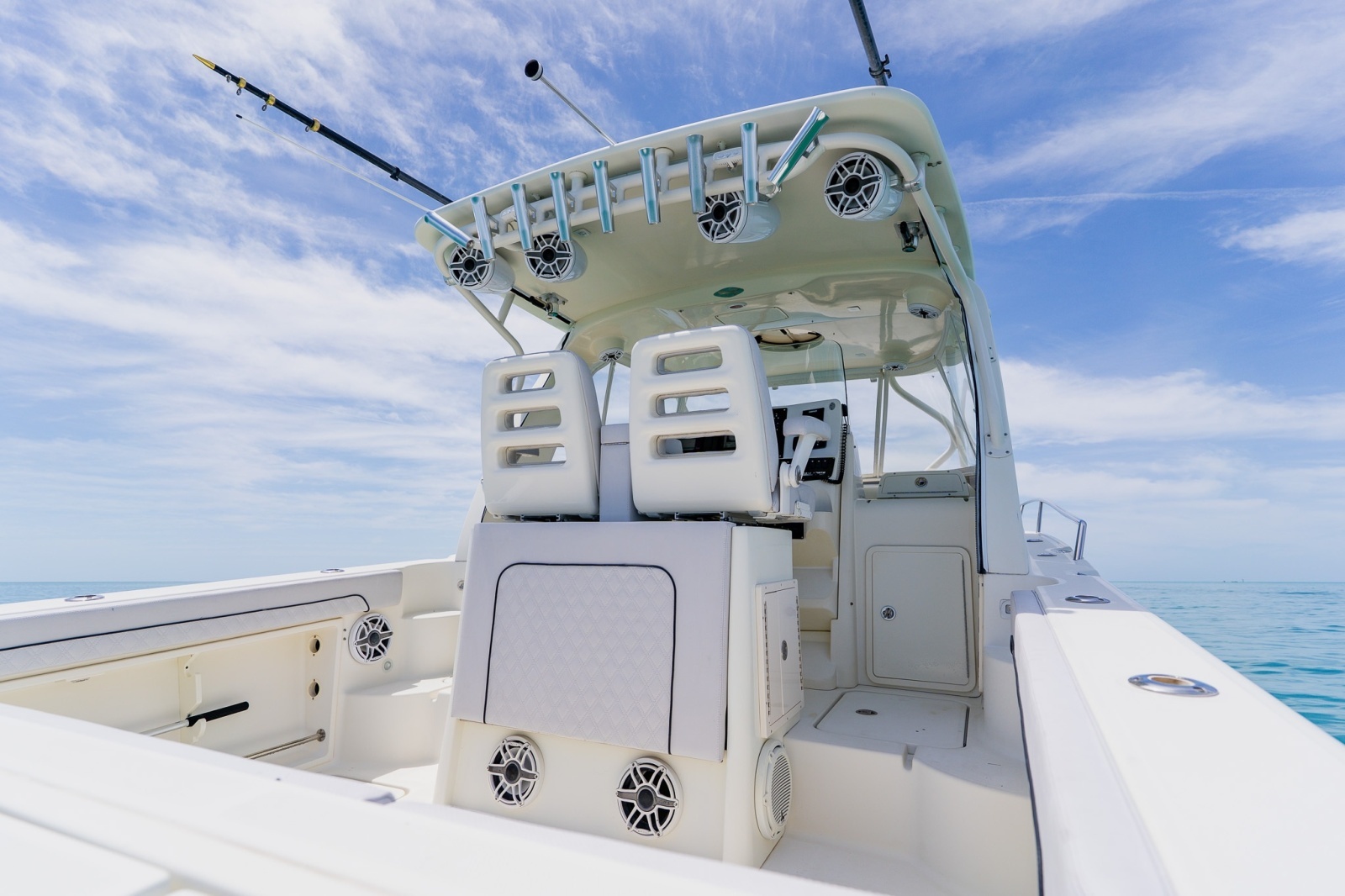 34ft Hydra Sports Yacht For Sale