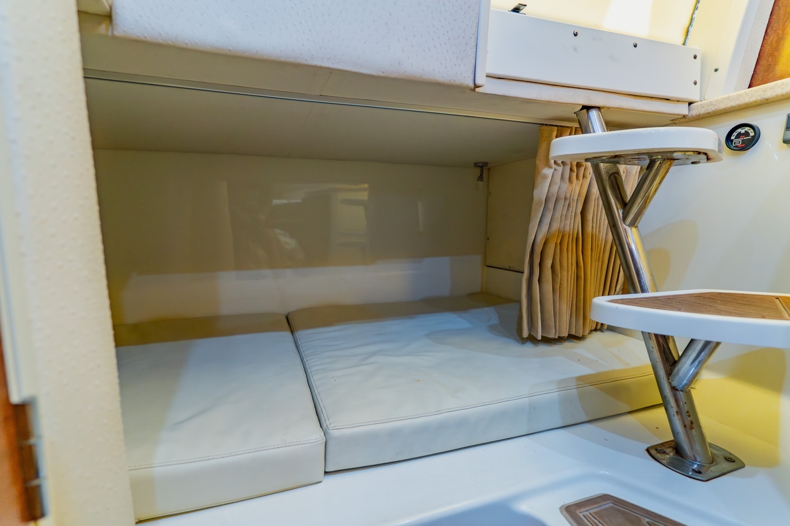 34ft Hydra Sports Yacht For Sale