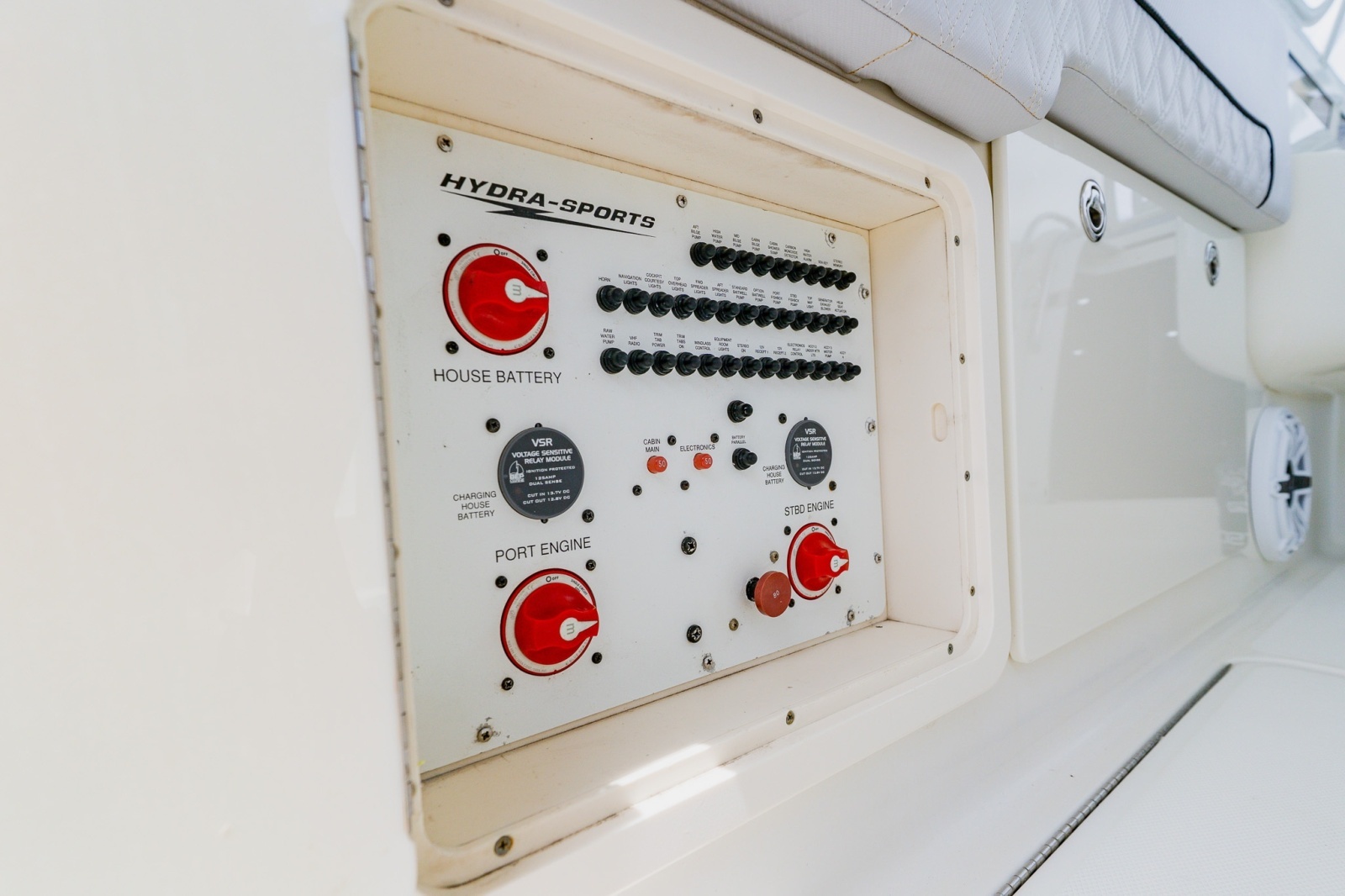 34ft Hydra Sports Yacht For Sale