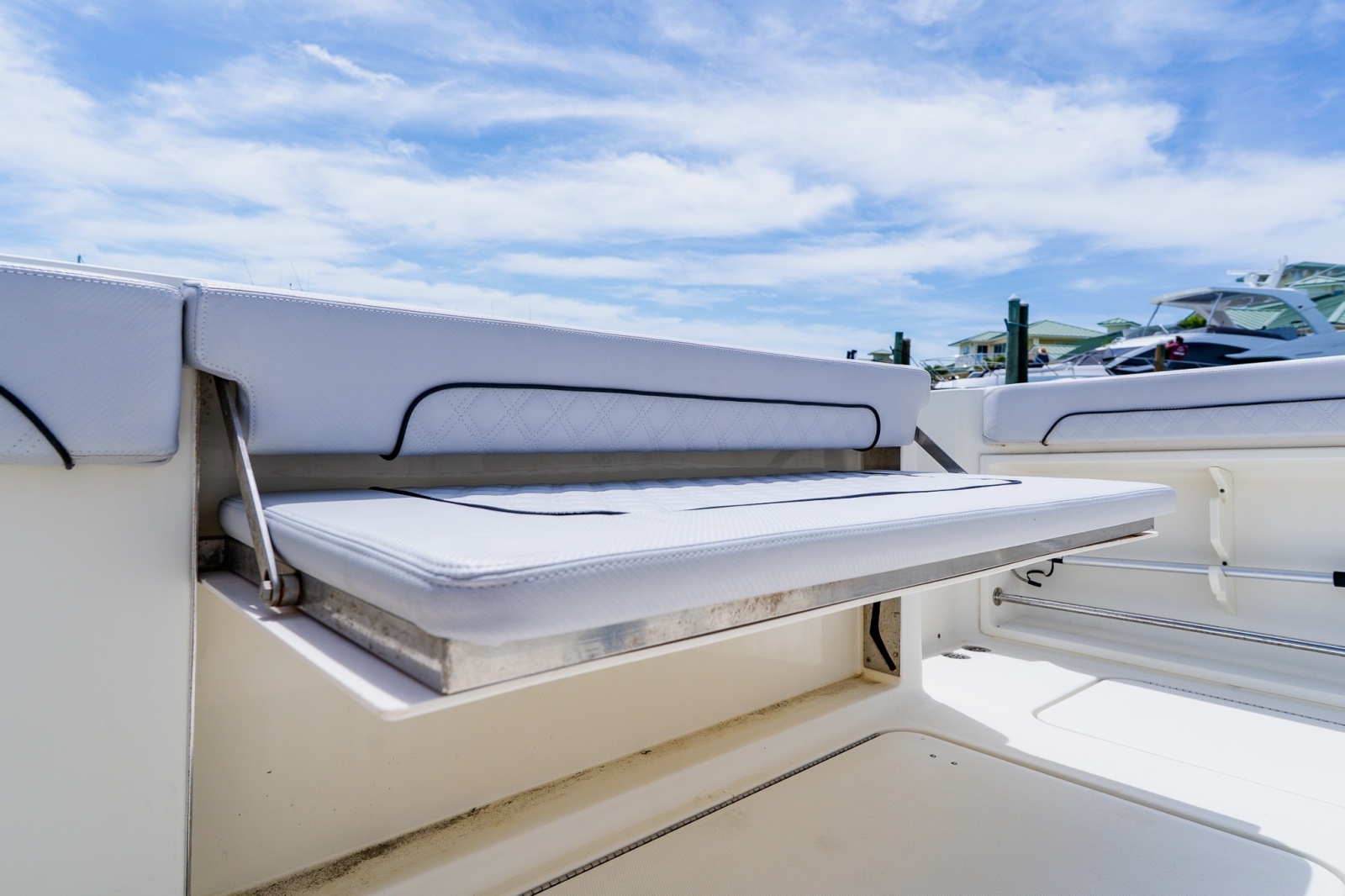 34ft Hydra Sports Yacht For Sale