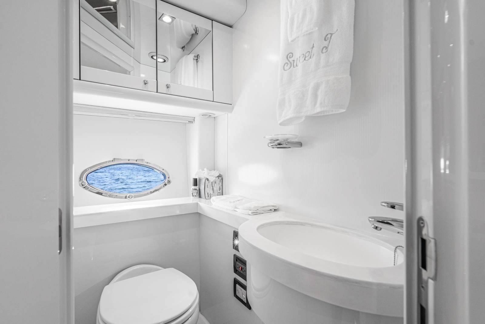 SWEET T 68ft Sunseeker Yacht For Sale