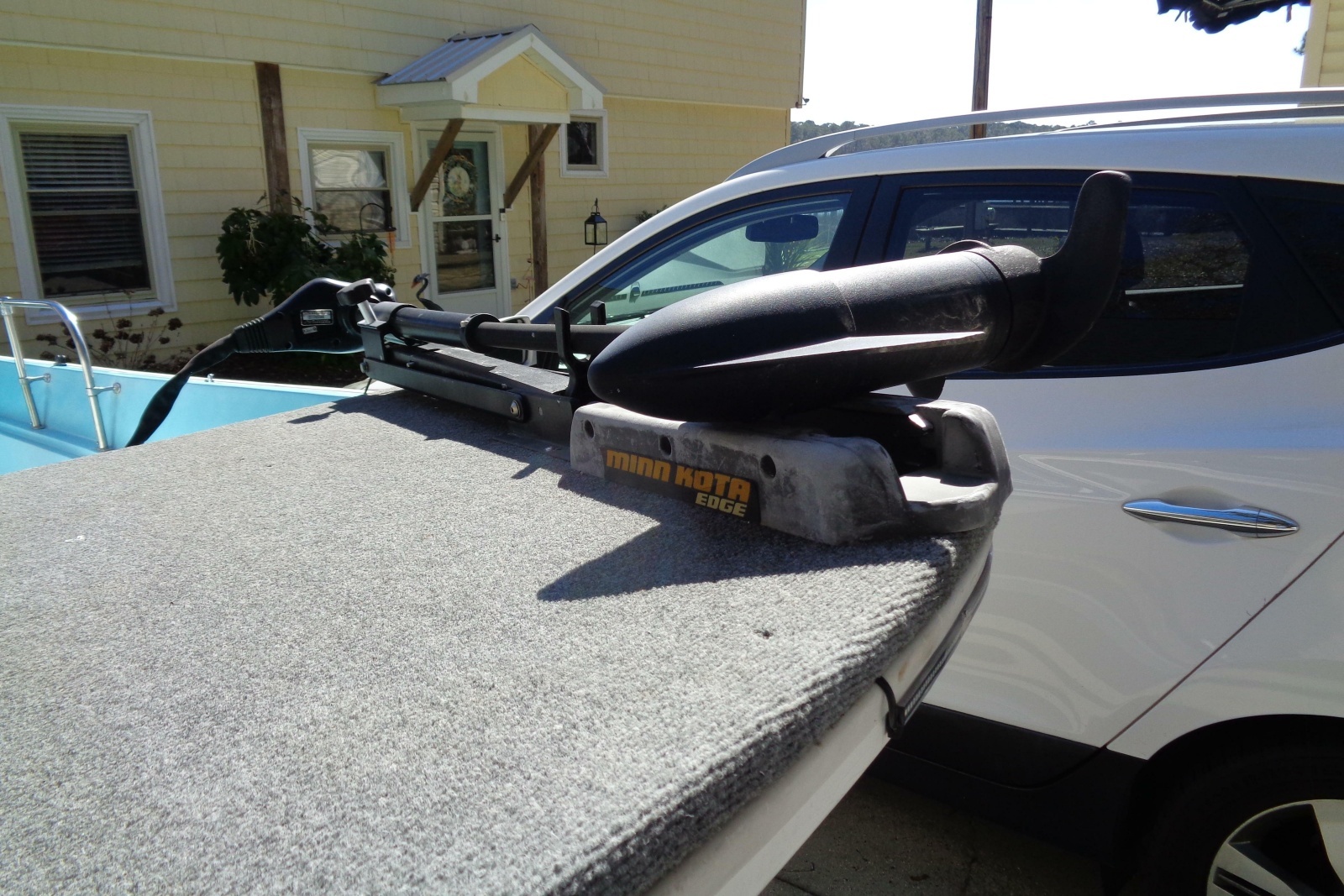 17ft Boston Whaler Yacht For Sale