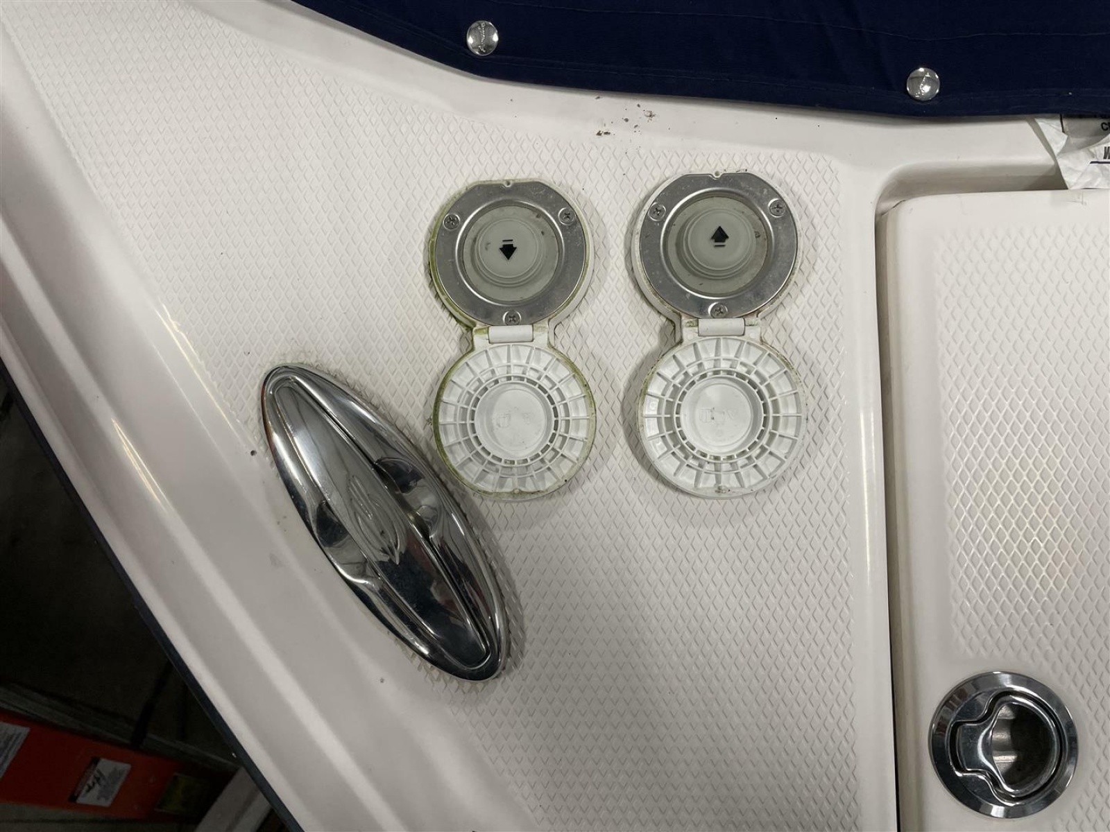 29ft Chaparral Yacht For Sale