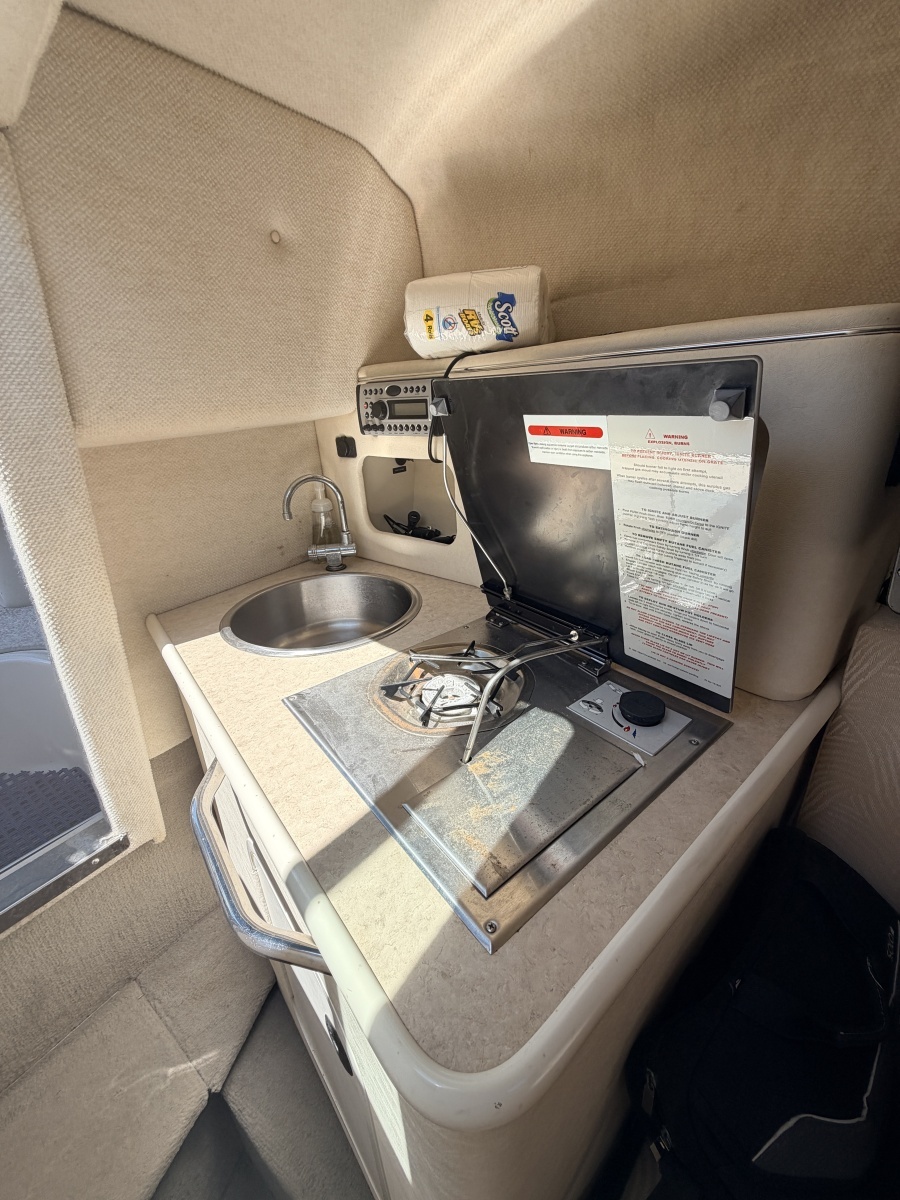 27ft Sea Ray Yacht For Sale