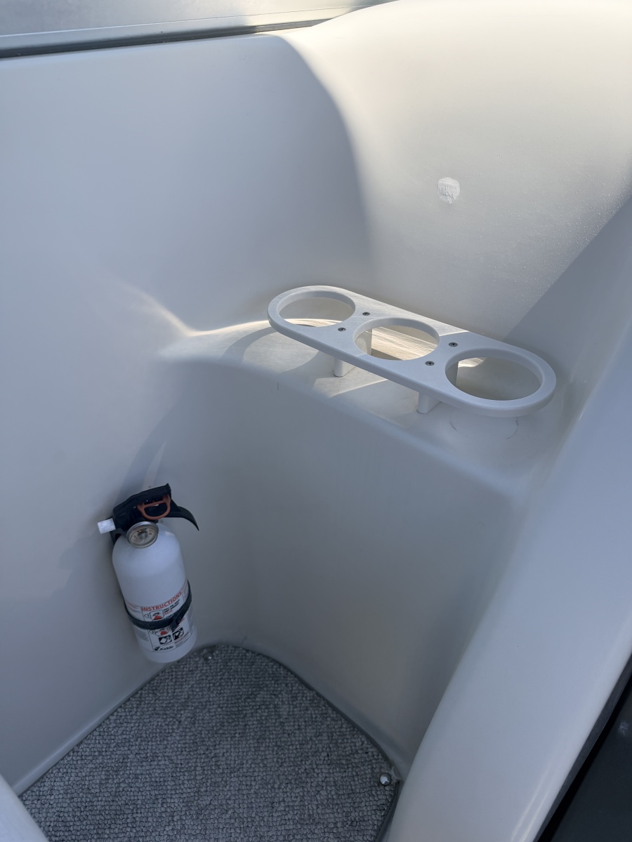 27' 2007 Sea Ray 250 Amberjack