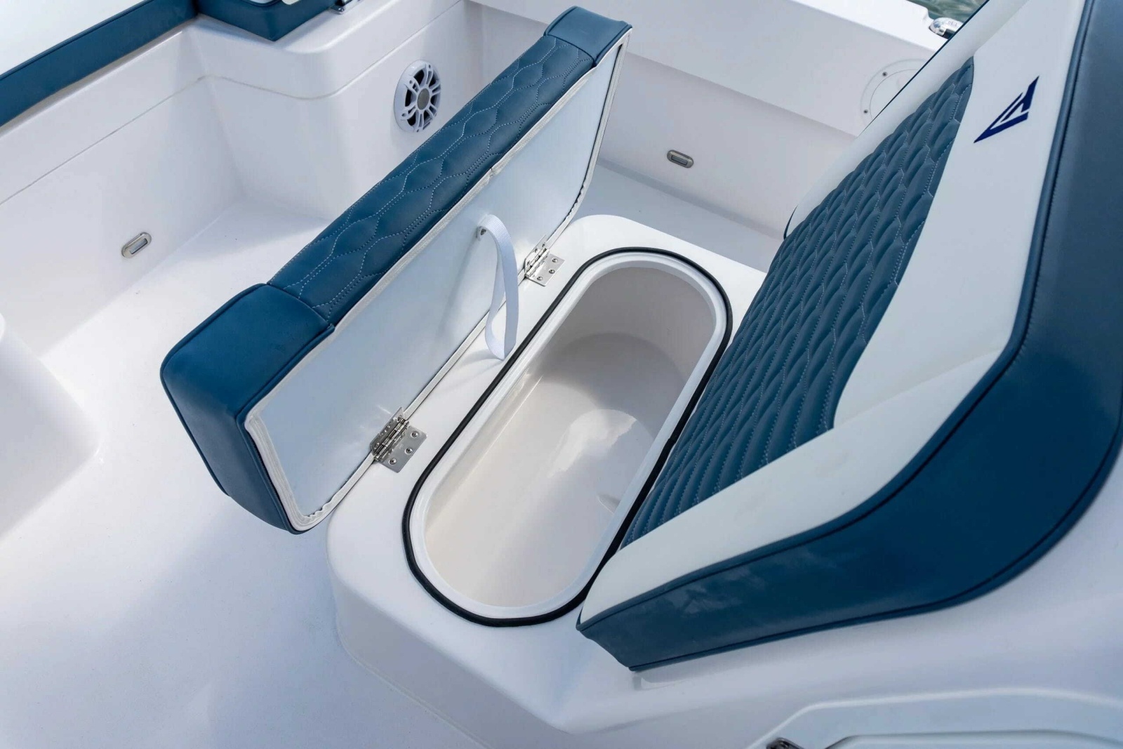 22ft Twin Vee Yacht For Sale