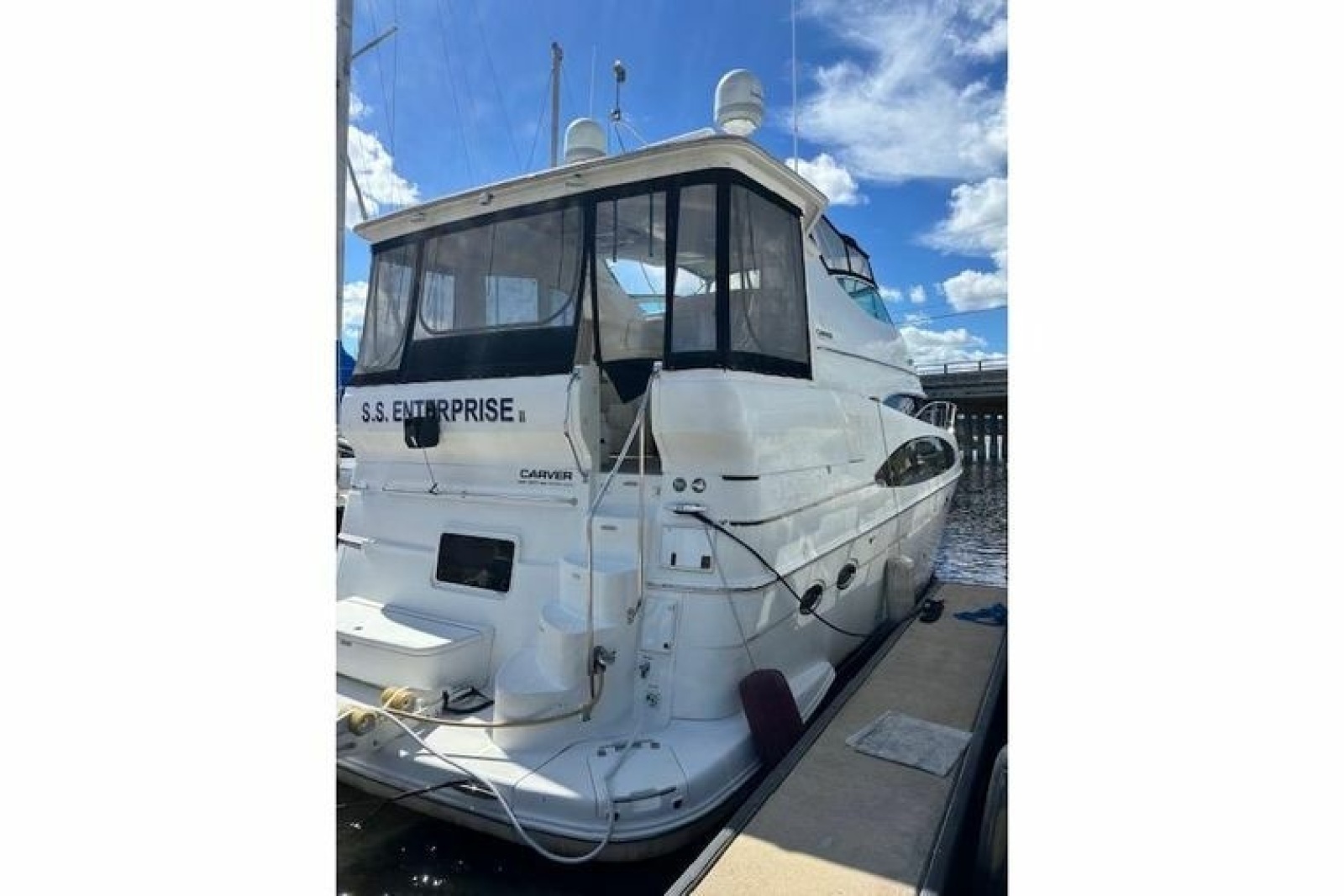 46ft Carver Yacht For Sale