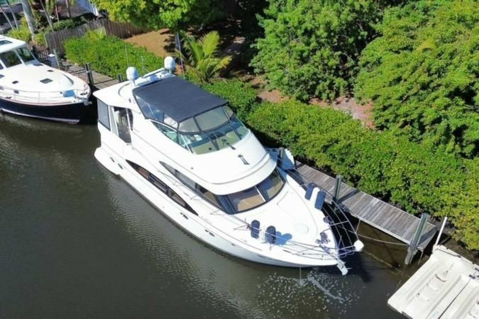 46ft Carver Yacht For Sale