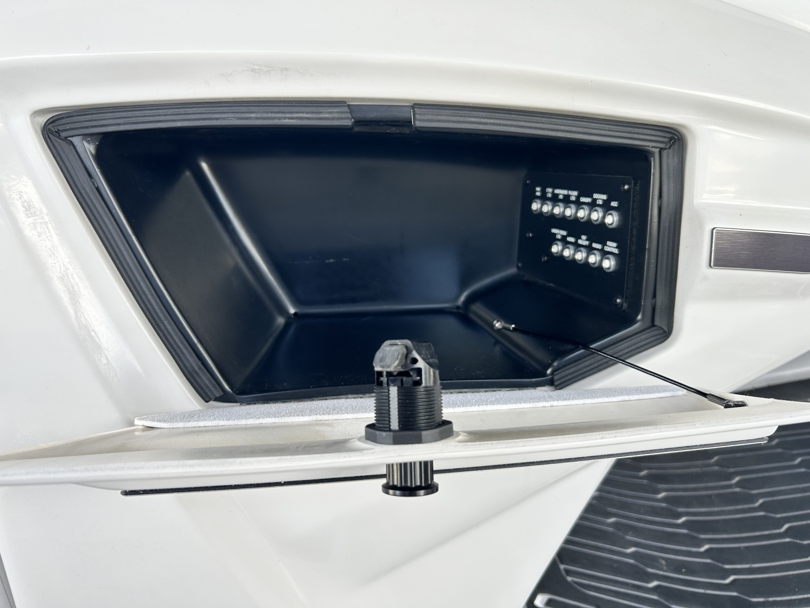 23ft Barletta Yacht For Sale