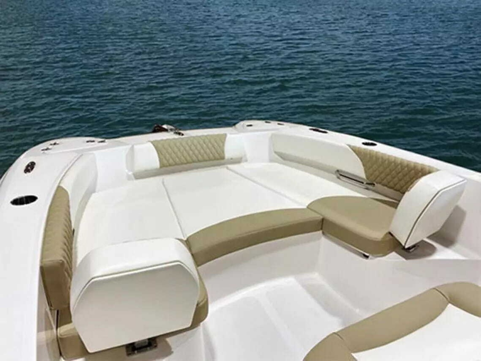 24' 2026 Twin Vee 240 GFX DC