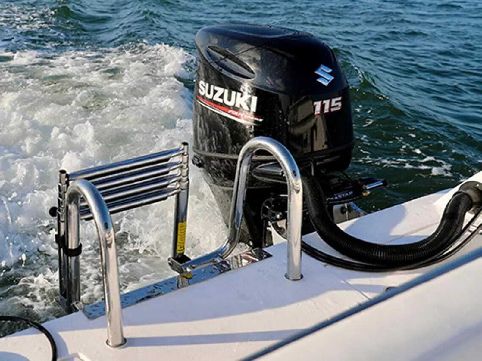 24' 2026 Twin Vee 240 GFX DC