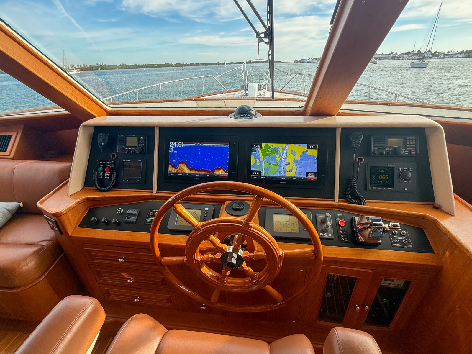 64' 2003 Grand Banks 64 Aleutian RP