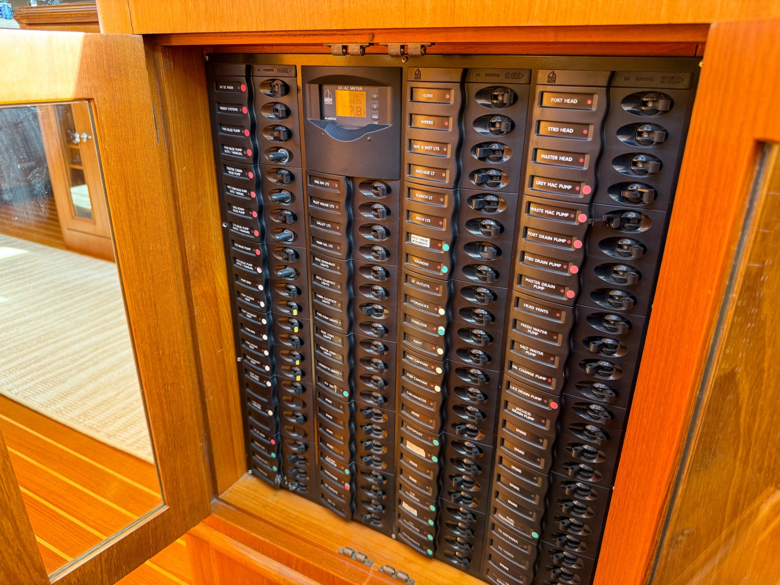 64' 2003 Grand Banks 64 Aleutian RP