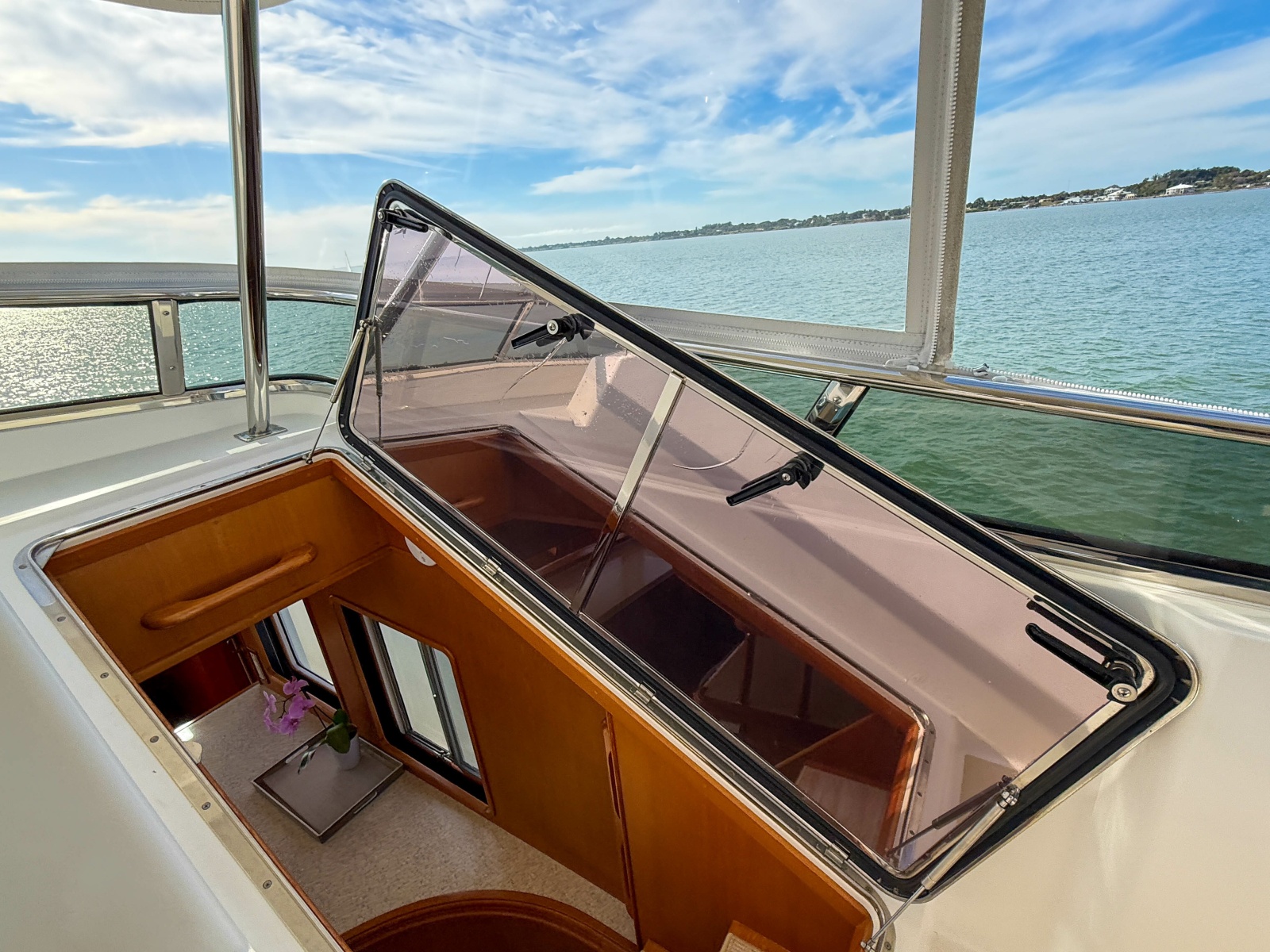 64' 2003 Grand Banks 64 Aleutian RP