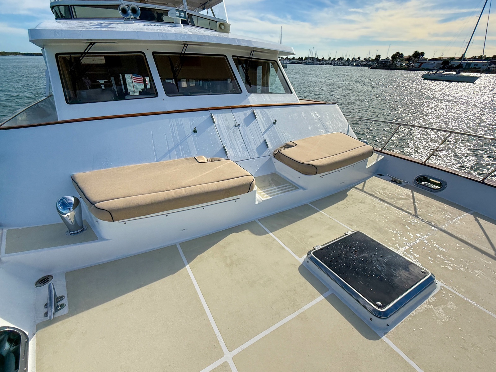 64' 2003 Grand Banks 64 Aleutian RP