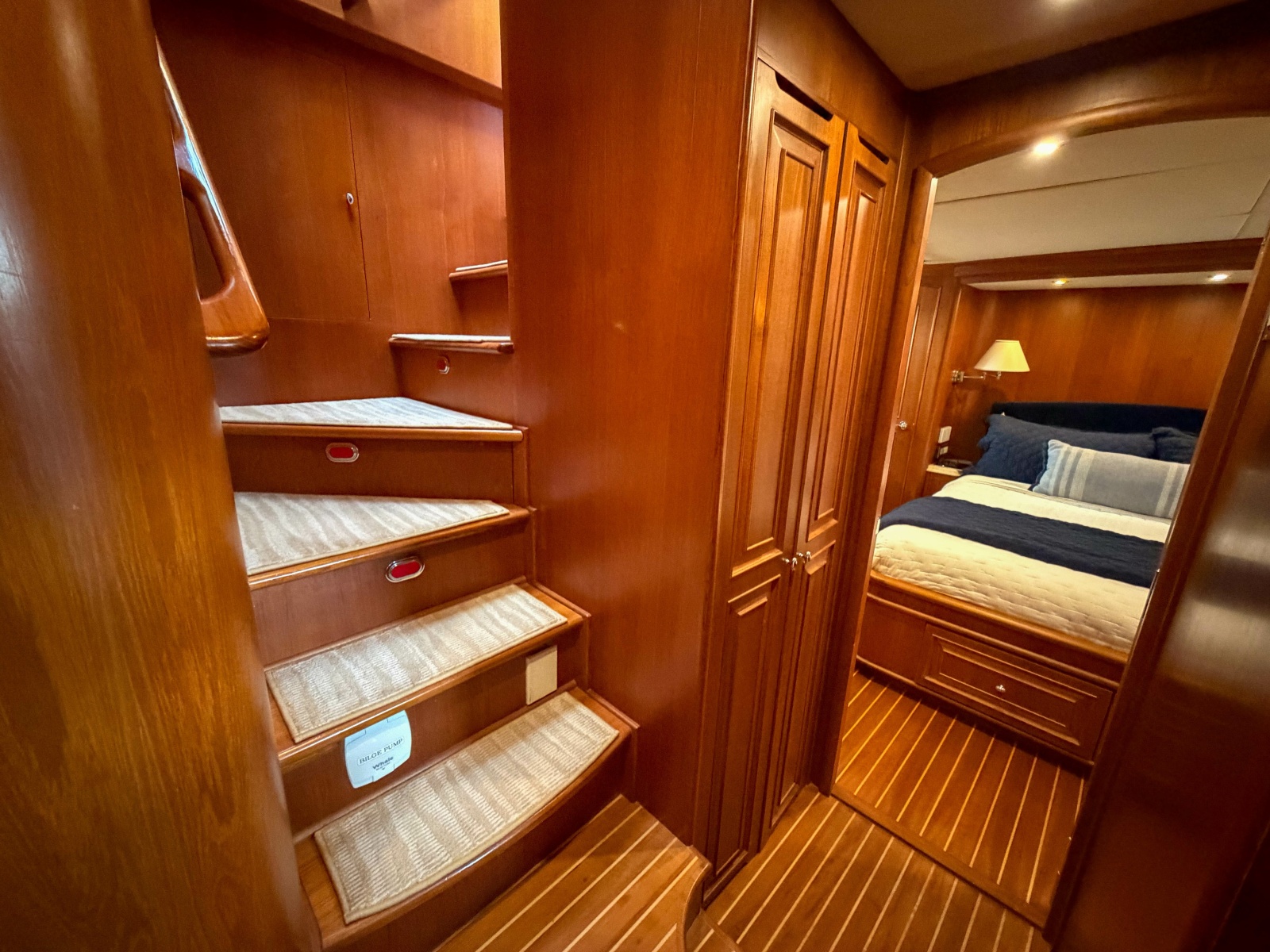 64' 2003 Grand Banks 64 Aleutian RP