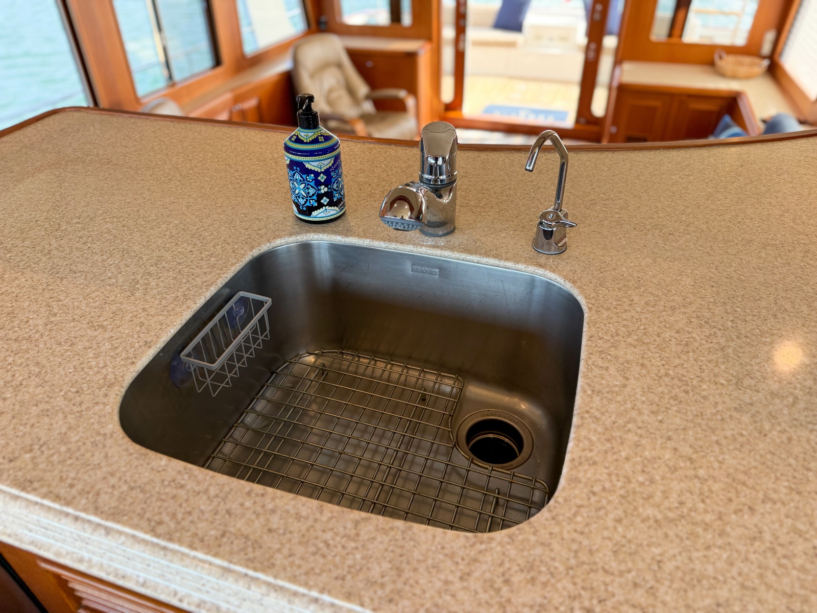 64' 2003 Grand Banks 64 Aleutian RP