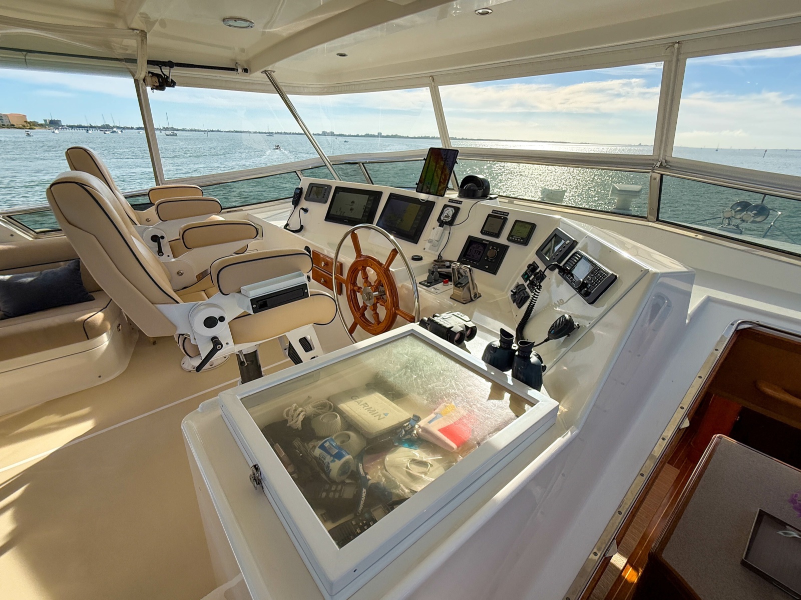 64' 2003 Grand Banks 64 Aleutian RP