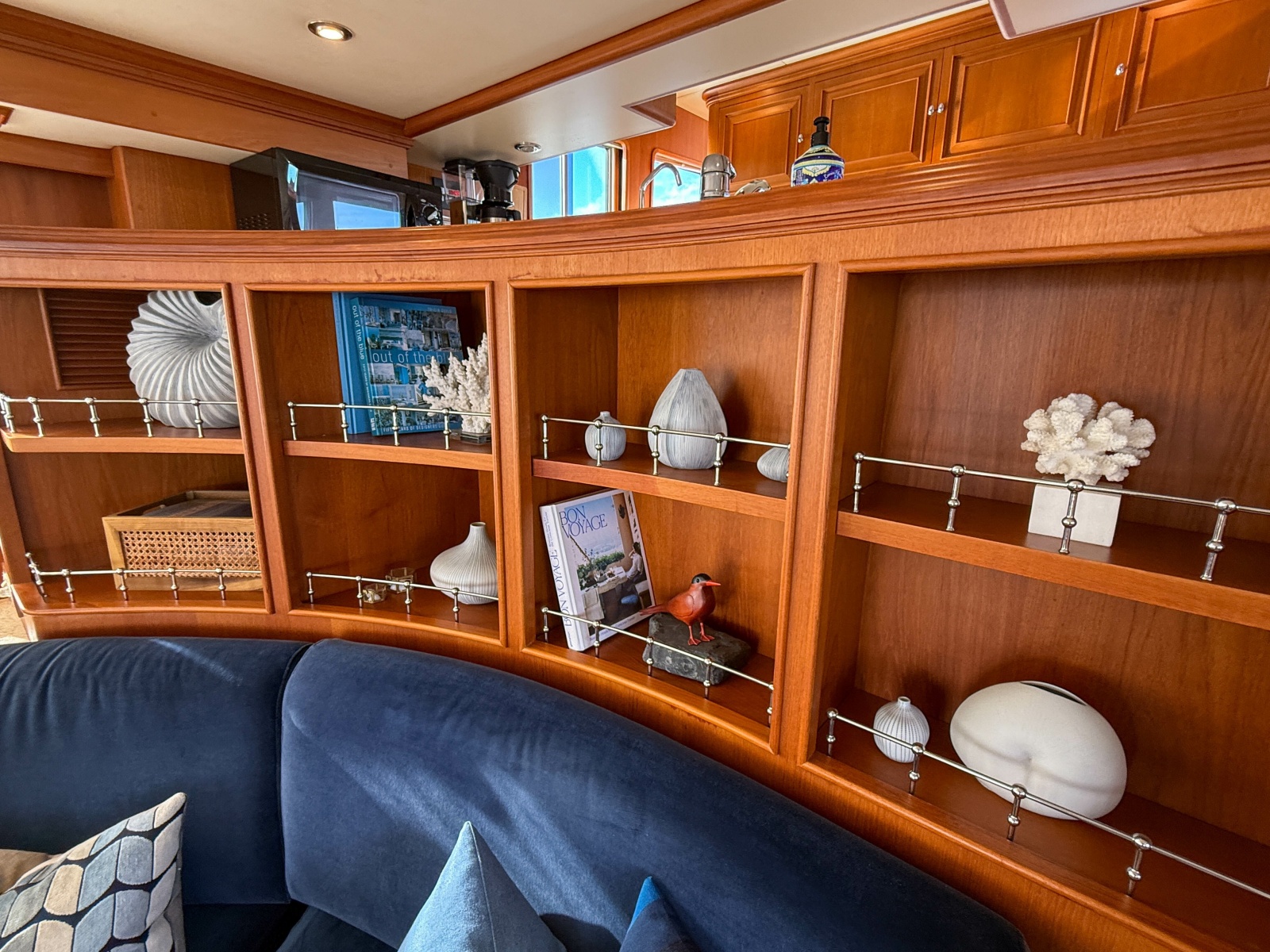 64' 2003 Grand Banks 64 Aleutian RP