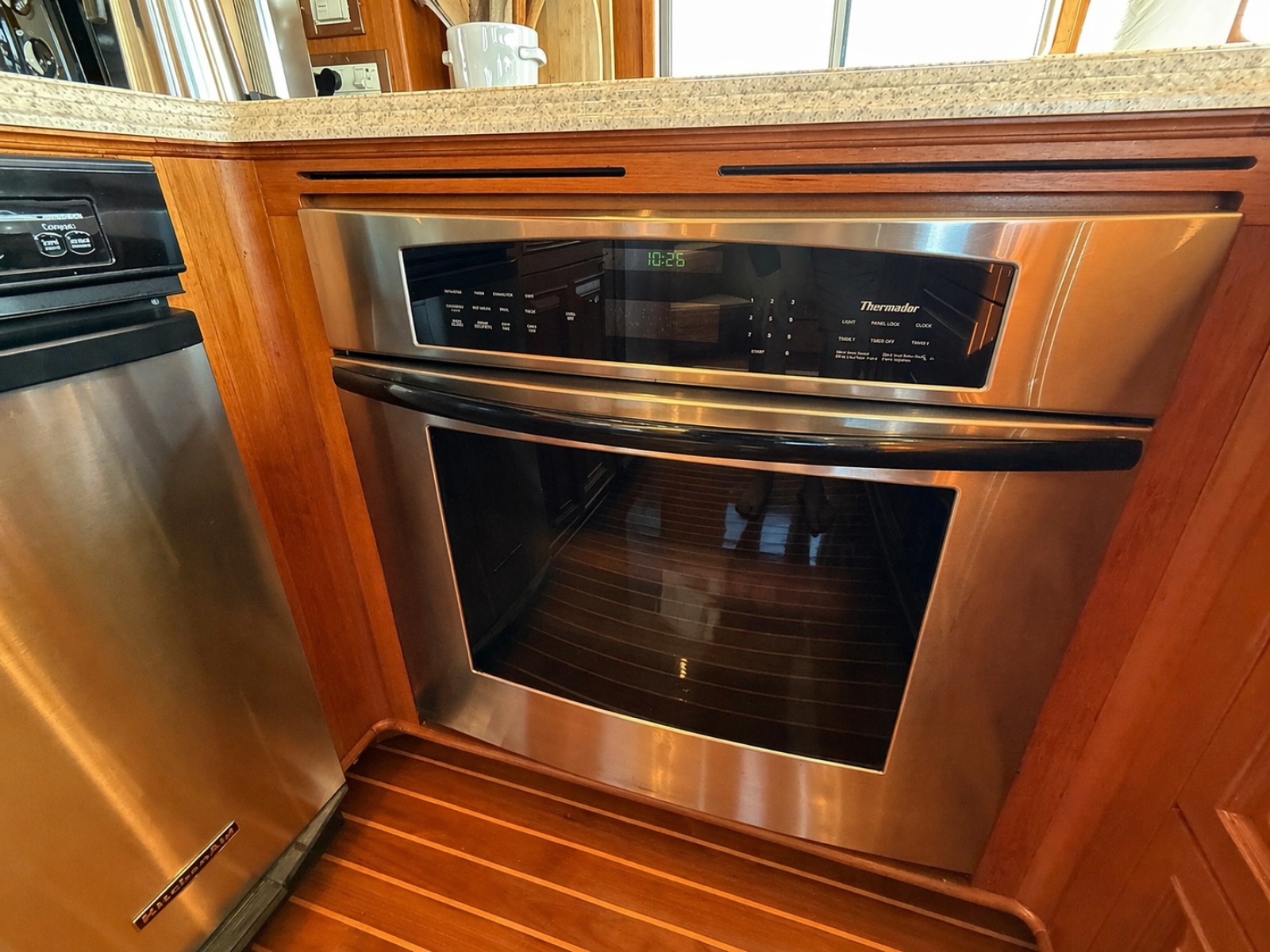 64' 2003 Grand Banks 64 Aleutian RP