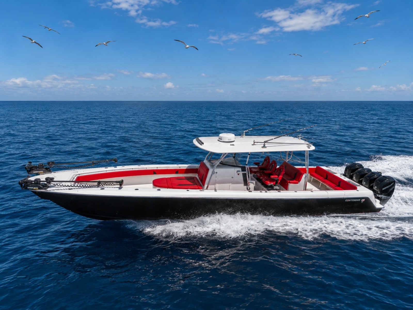 44' 2021 Contender 44ST