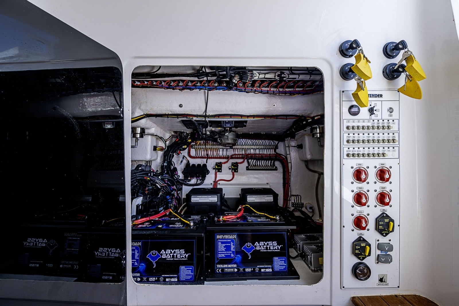 44ft Contender Yacht For Sale