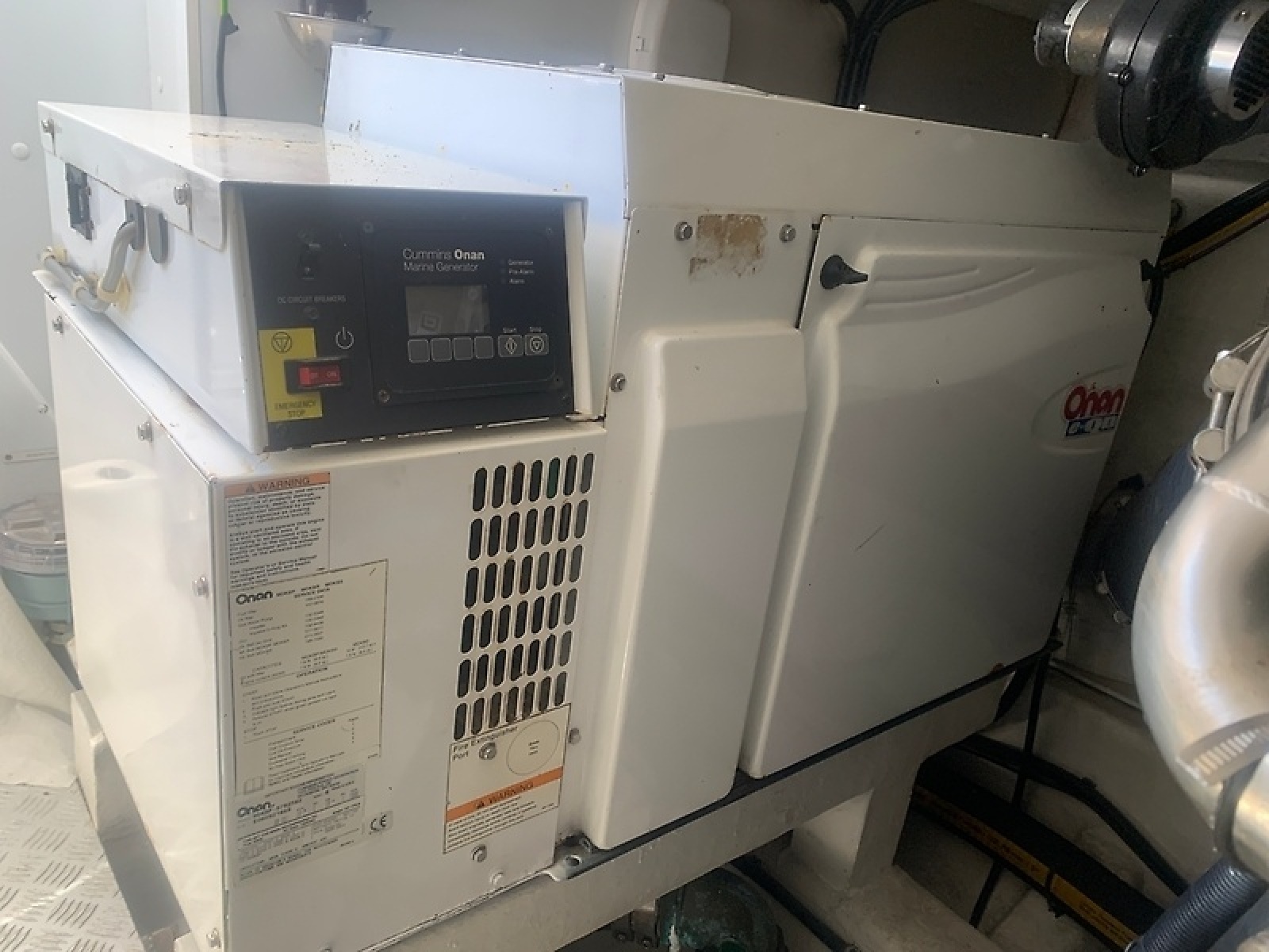 58' 2008 Viking Sport Cruiser