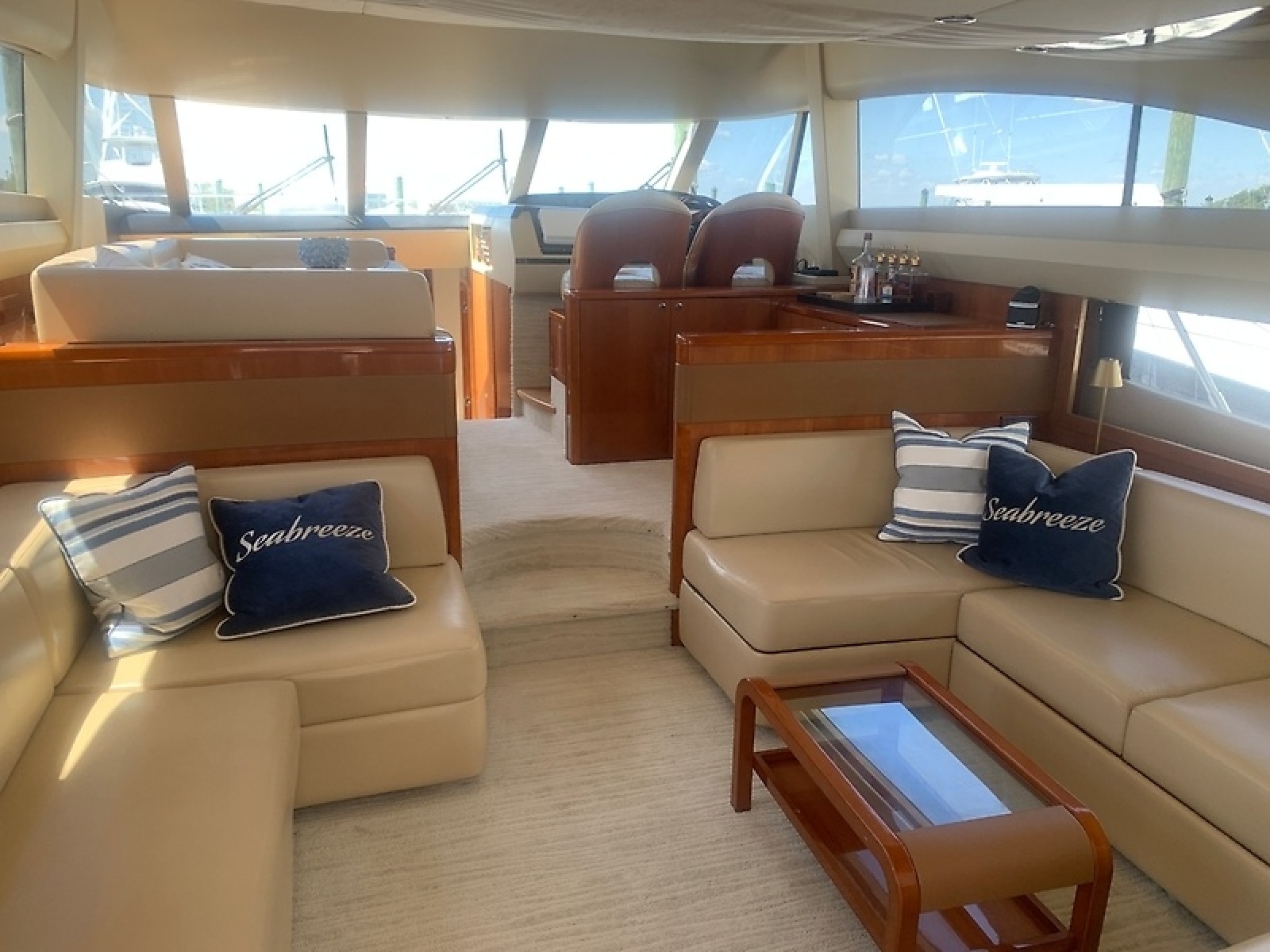 58' 2008 Viking Sport Cruiser