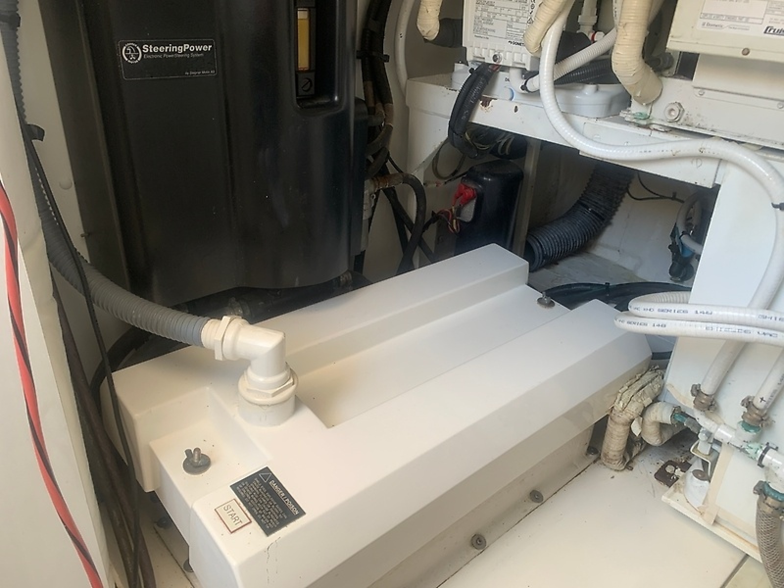 58' 2008 Viking Sport Cruiser