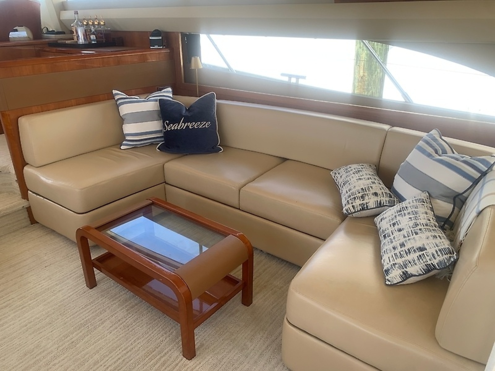 58' 2008 Viking Sport Cruiser