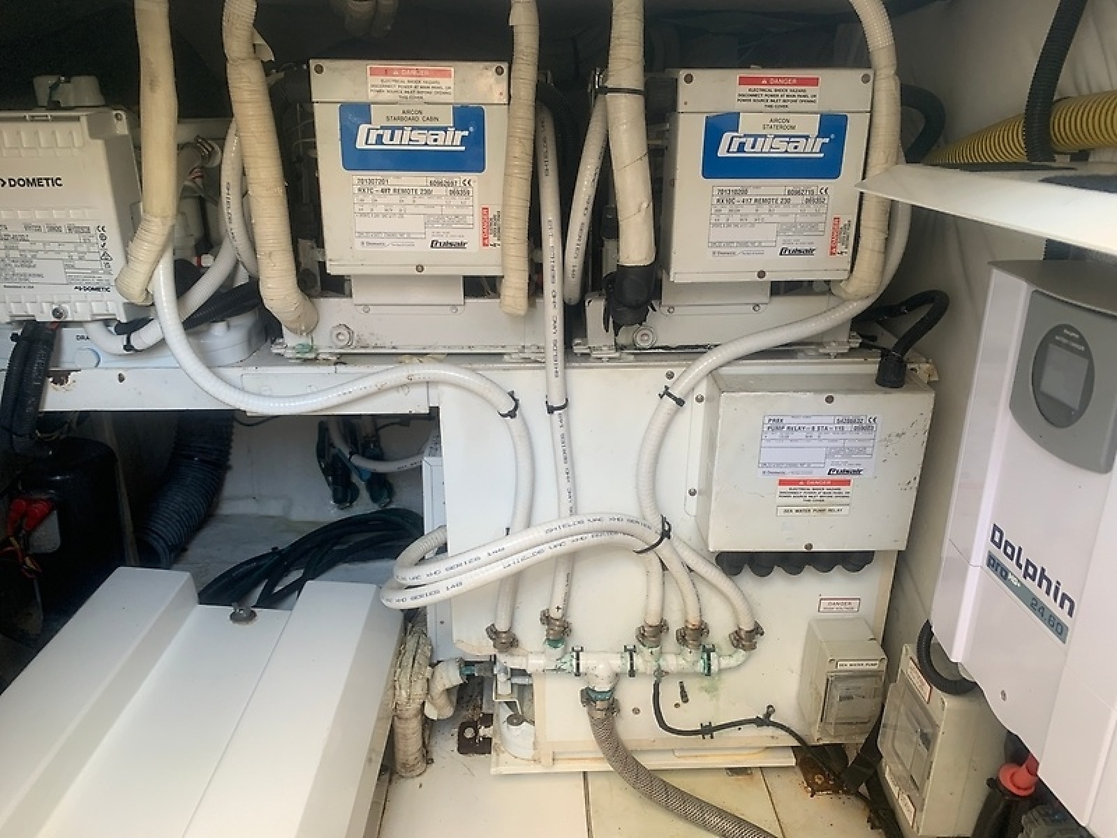 58' 2008 Viking Sport Cruiser