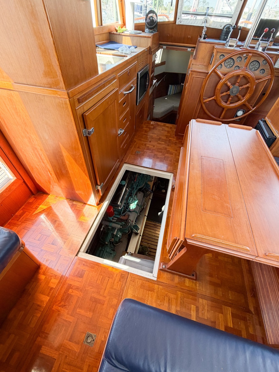 1991 Grand Banks 36