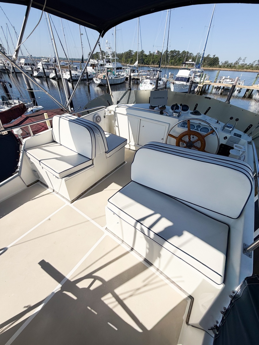 1991 Grand Banks 36