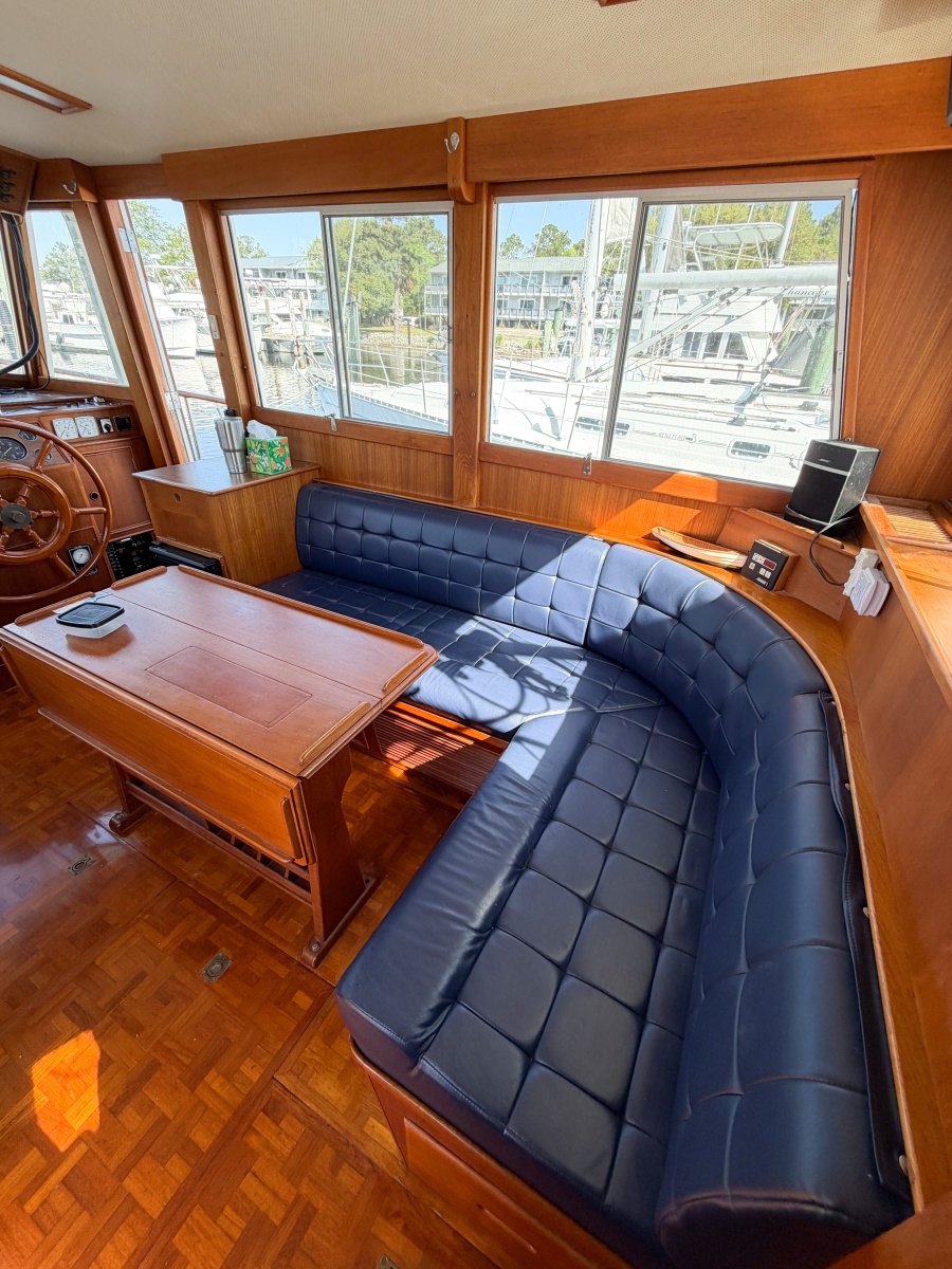 1991 Grand Banks 36