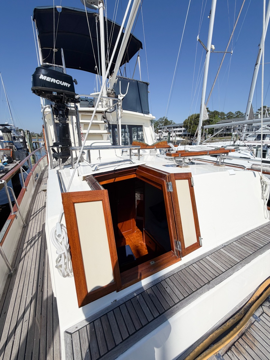 1991 Grand Banks 36