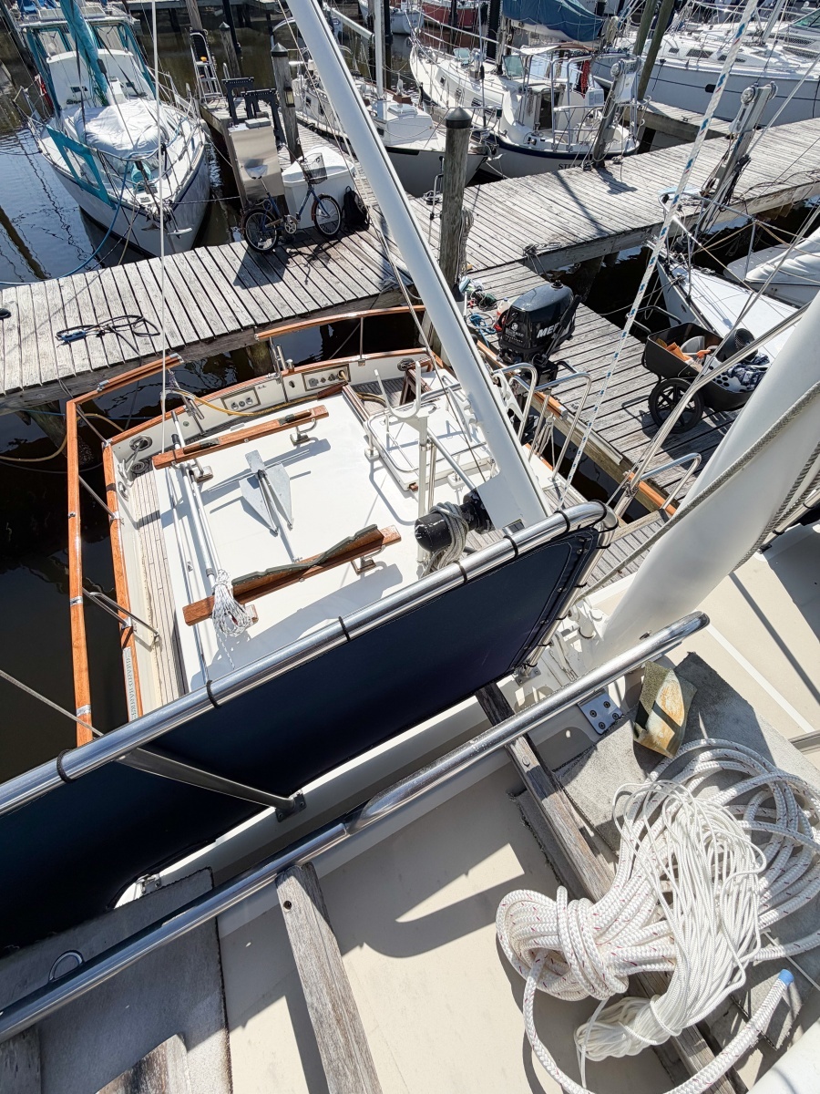 MOLLY B 36ft Grand Banks Yacht For Sale