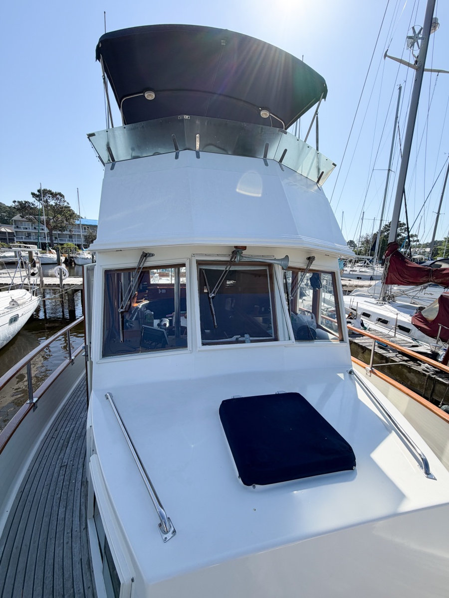 1991 Grand Banks 36