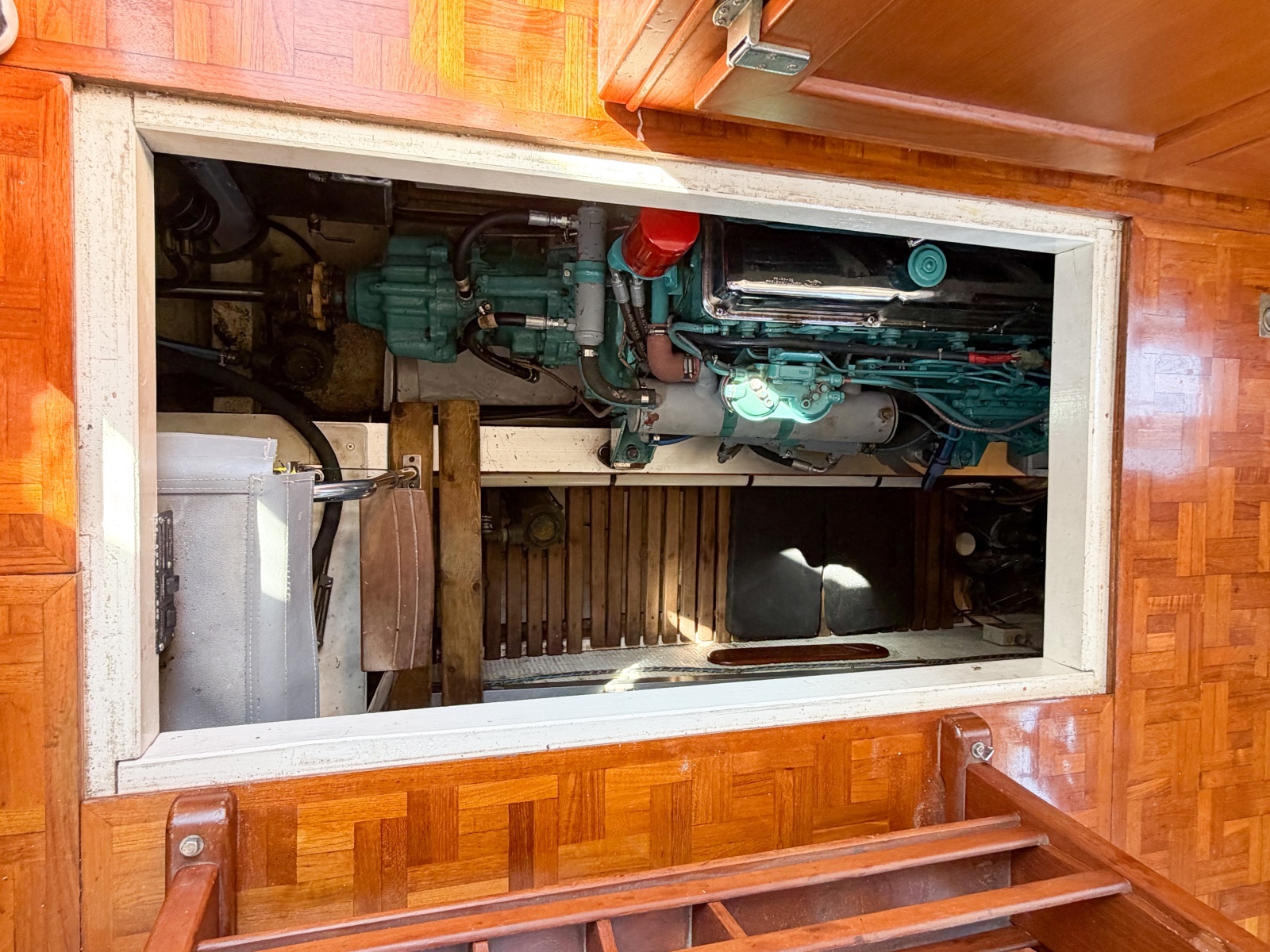 MOLLY B 36ft Grand Banks Yacht For Sale