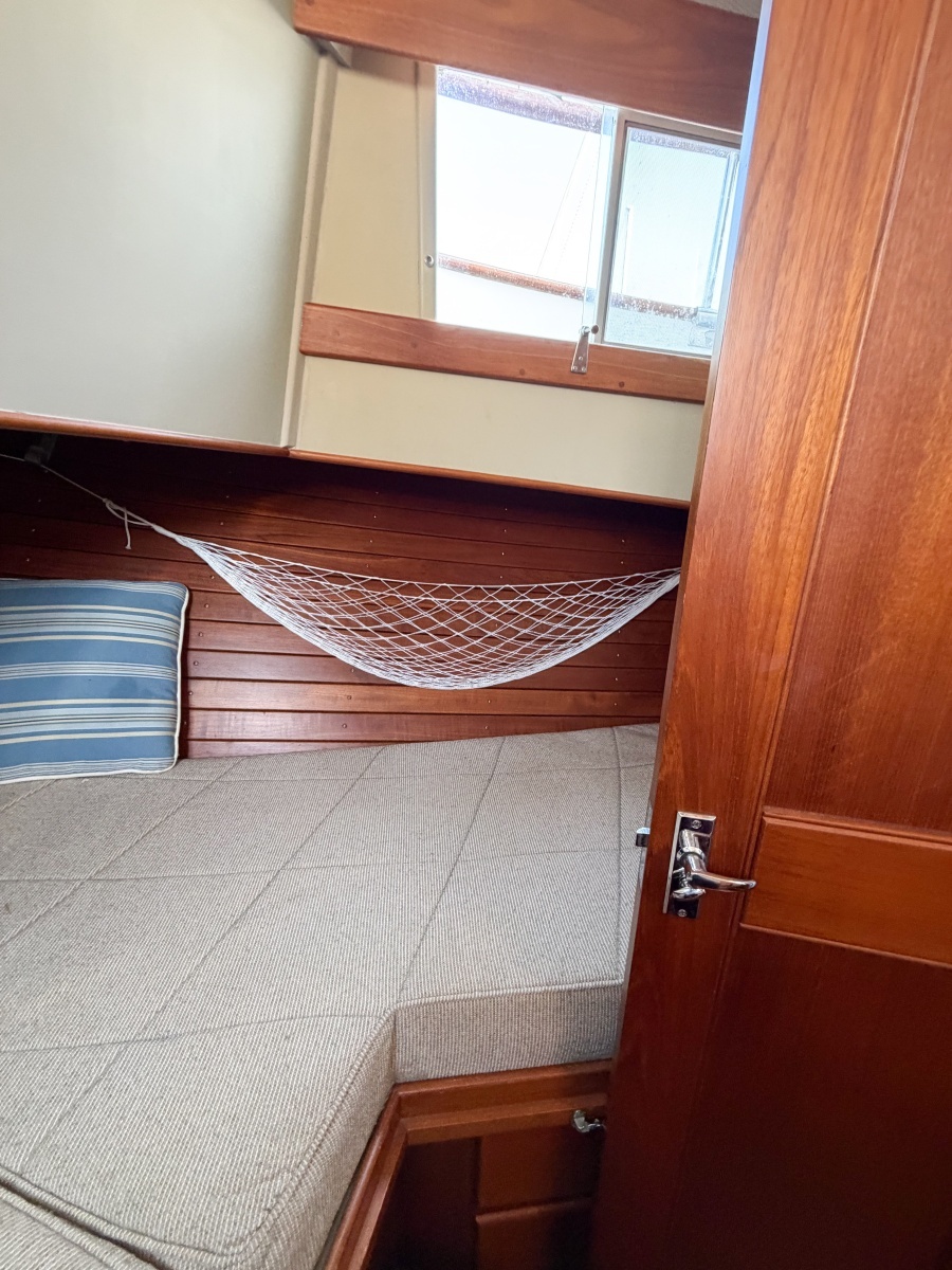 MOLLY B 36ft Grand Banks Yacht For Sale