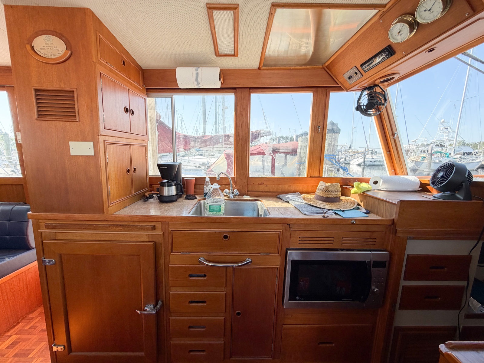 1991 Grand Banks 36