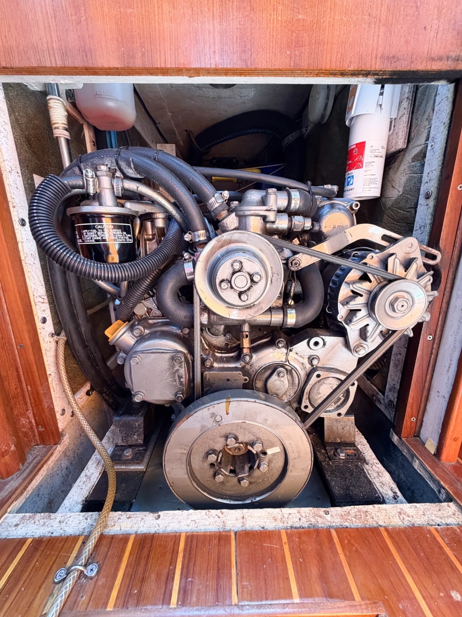 EARLY OUT 40ft Caliber Yacht For Sale