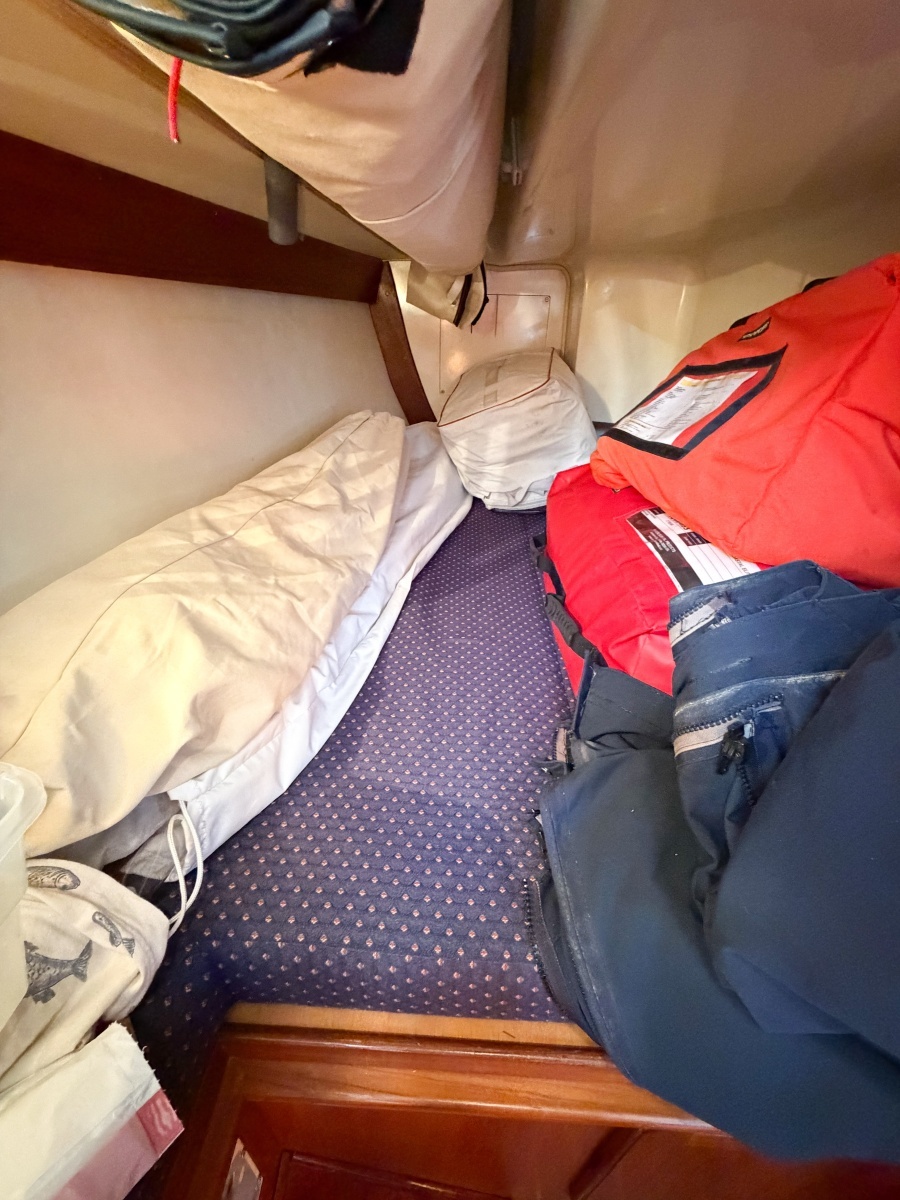 EARLY OUT 40ft Caliber Yacht For Sale