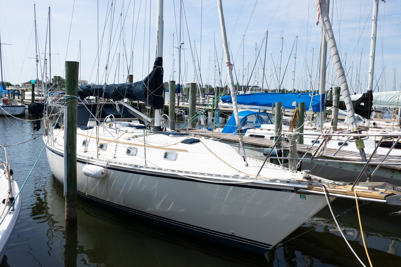 EARLY OUT 40ft Caliber Yacht For Sale
