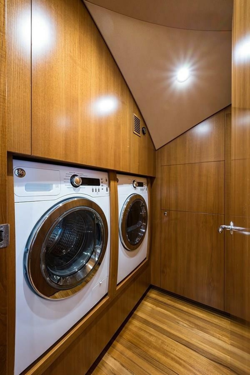 75' 2017 Weaver Custom Sportfish