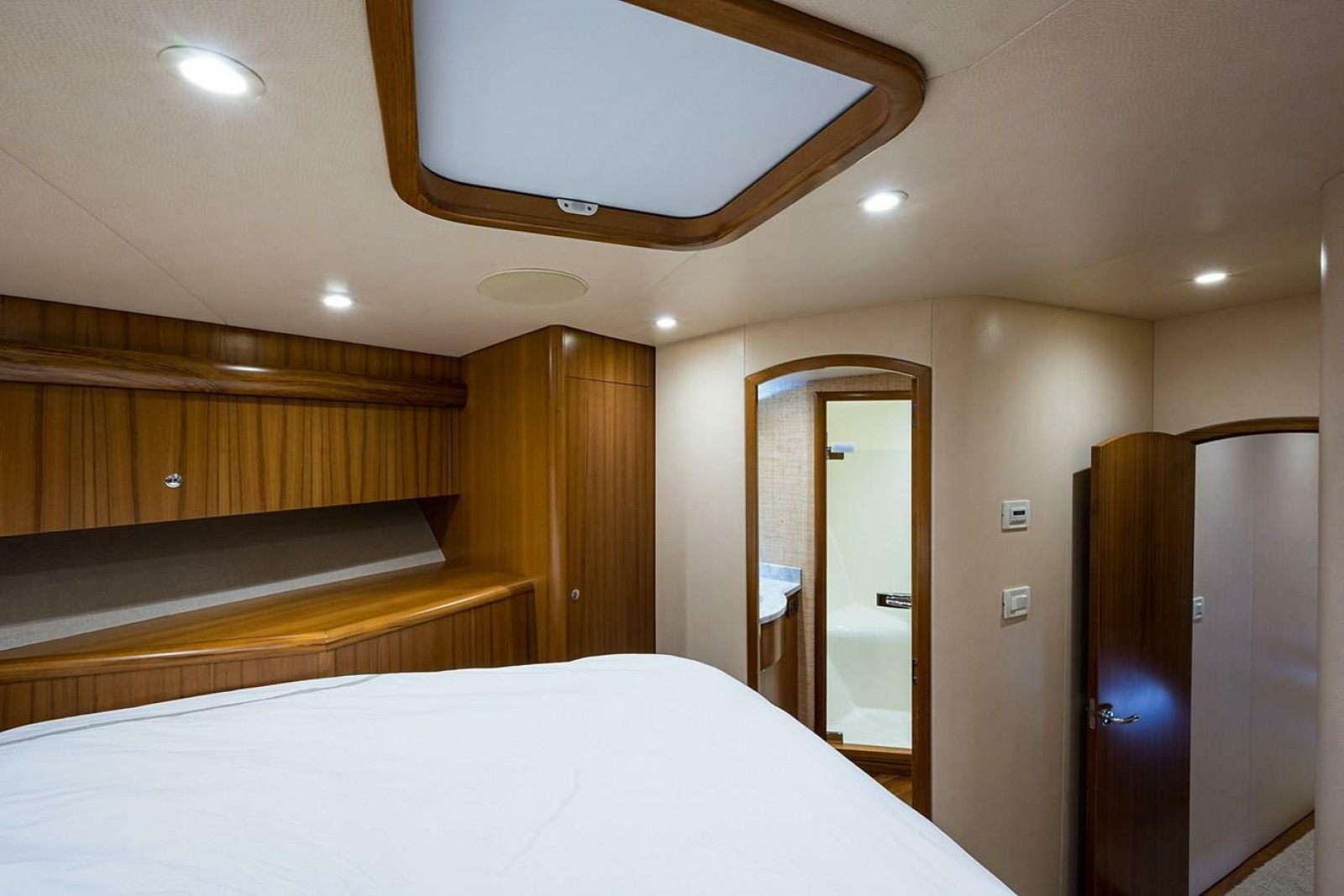 75' 2017 Weaver Custom Sportfish