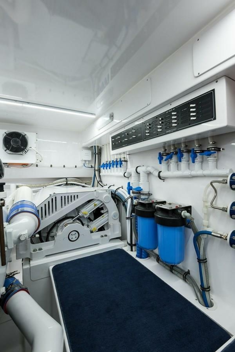 75' 2017 Weaver Custom Sportfish